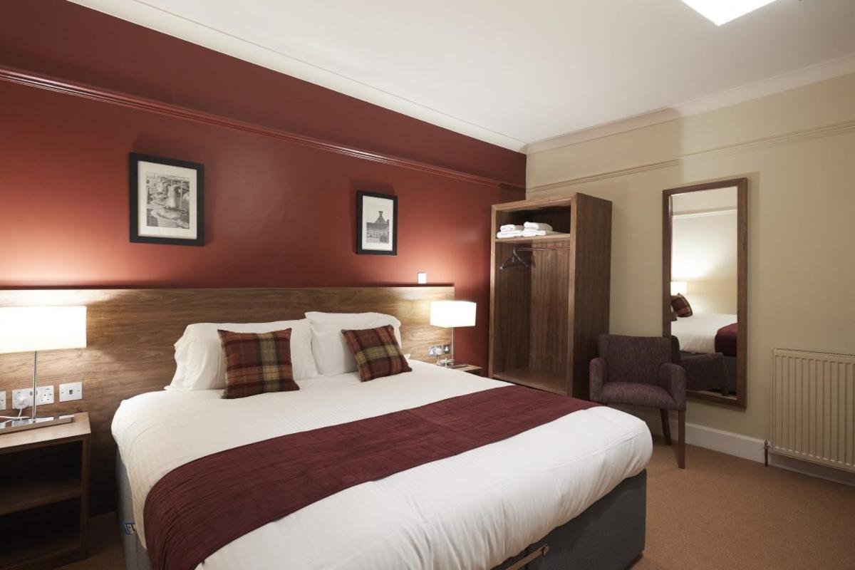 Eagle Hotel Дорнох Екстериор снимка